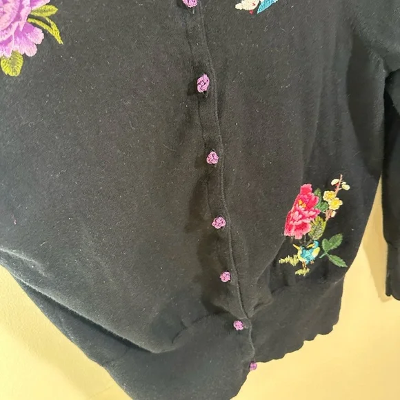 Vintage Y2K Lucky Brand Embroidered Sweater Cardigan Japanese characters bird - Picture 7 of 9